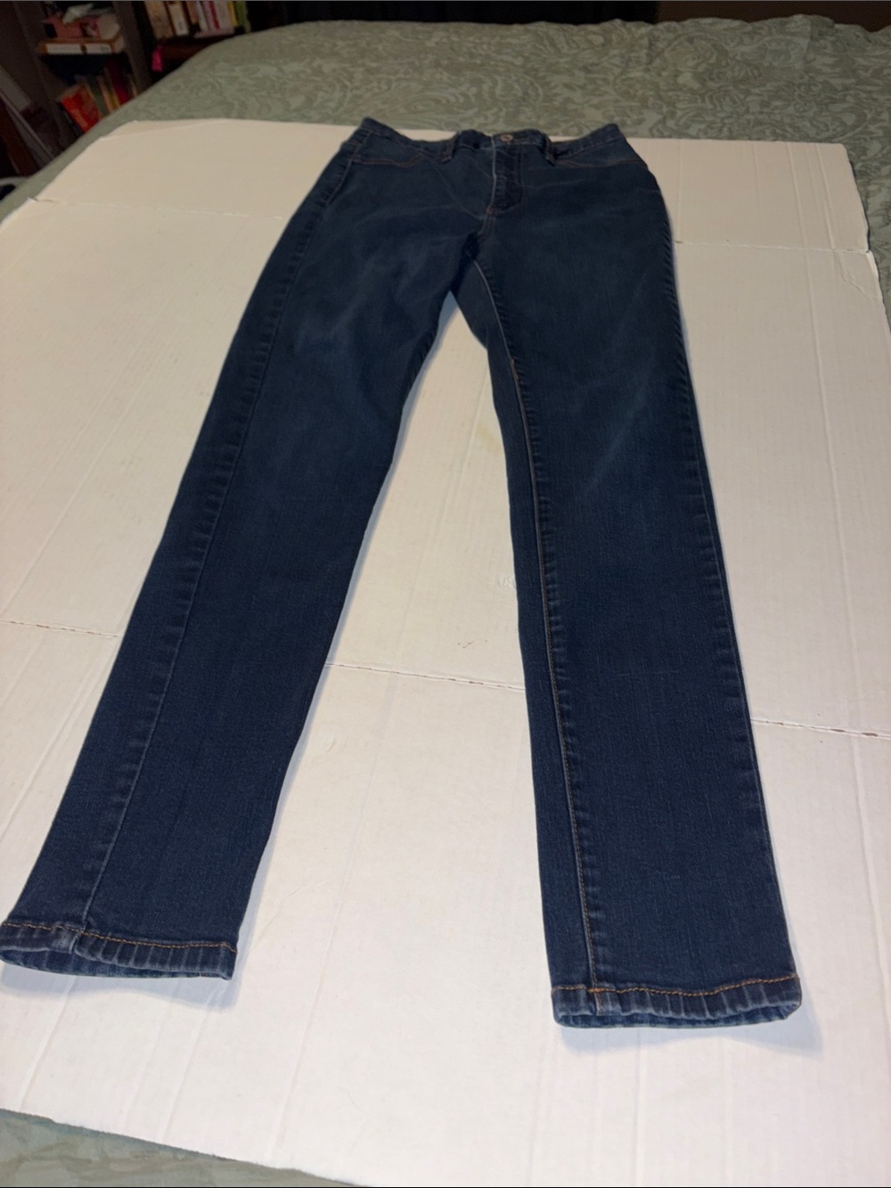 KanCan Estilo skinny jeans size 9/28